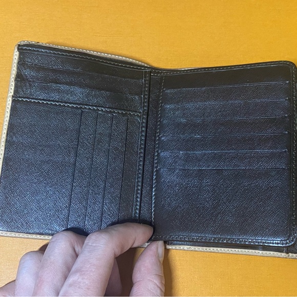 RARE Celine compact wallet - Picture 15 of 16